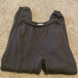 Perfectwhitetee Johnny Sweatpants joggers black M comfy casual loungewear